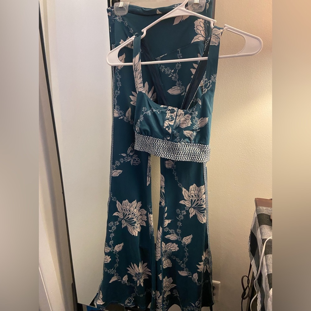 Fp Movement Matching Teal Blue Flower Set - image 1